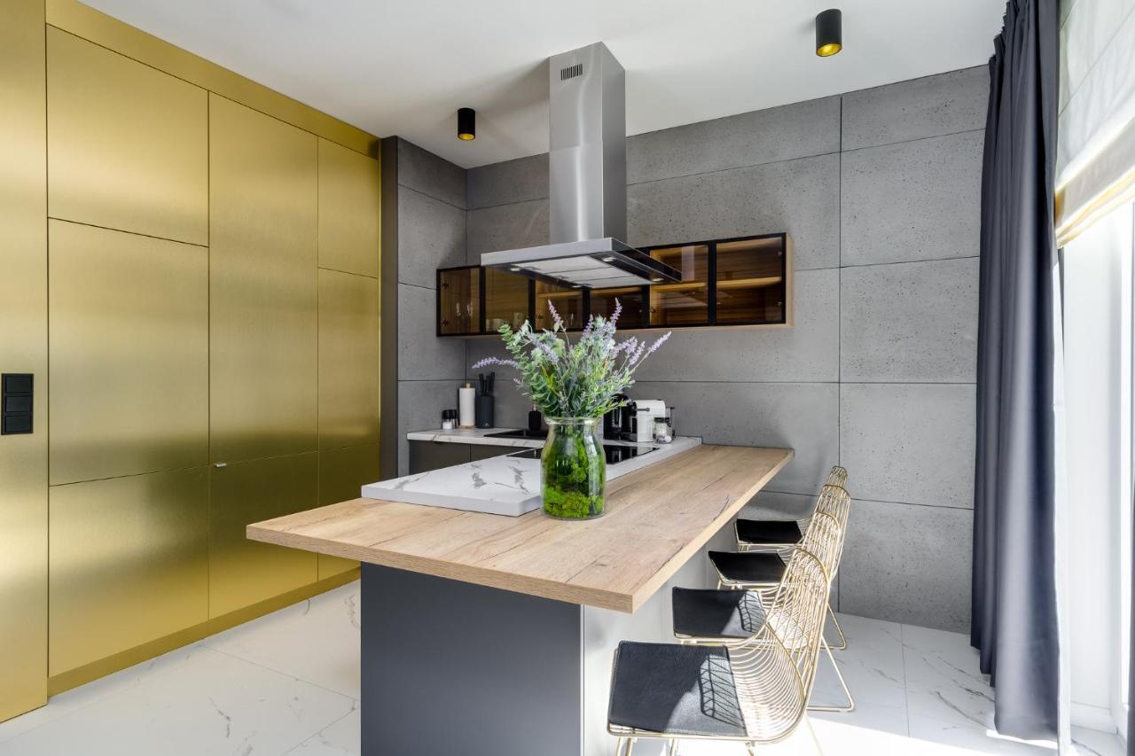 El Apartments - Izar Познан Екстериор снимка